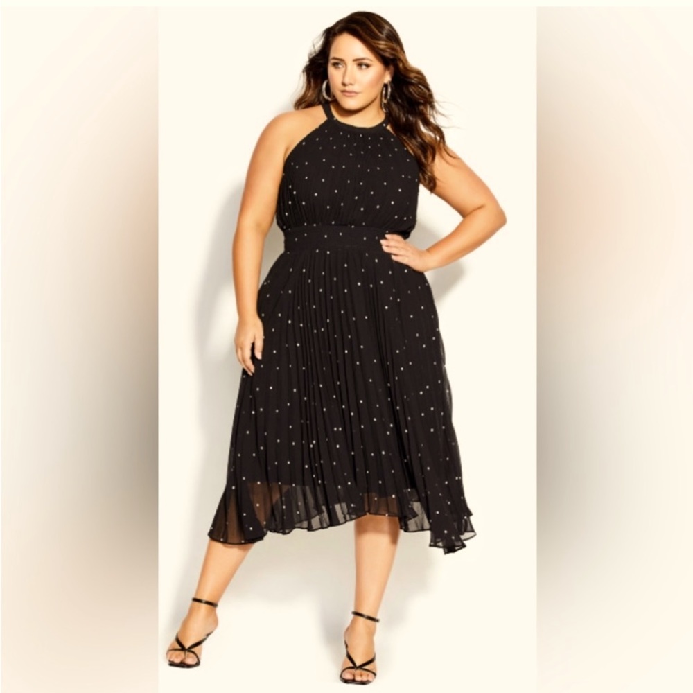 Black and White Polka Dot Dress. Size 18W. Fits to size. Machine Washable.